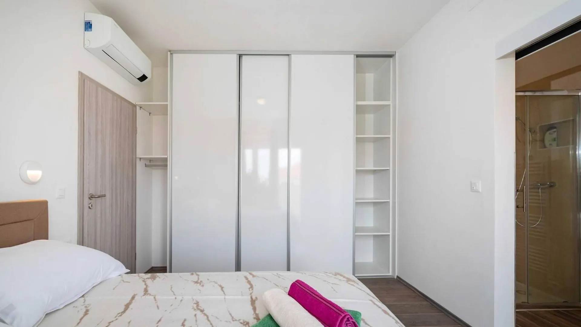 My Dalmatia - Apartment Blagdan One With Private Parking Zadar