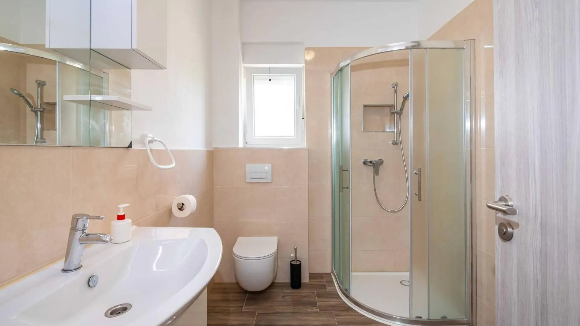 My Dalmatia - Apartment Blagdan One With Private Parking Zadar