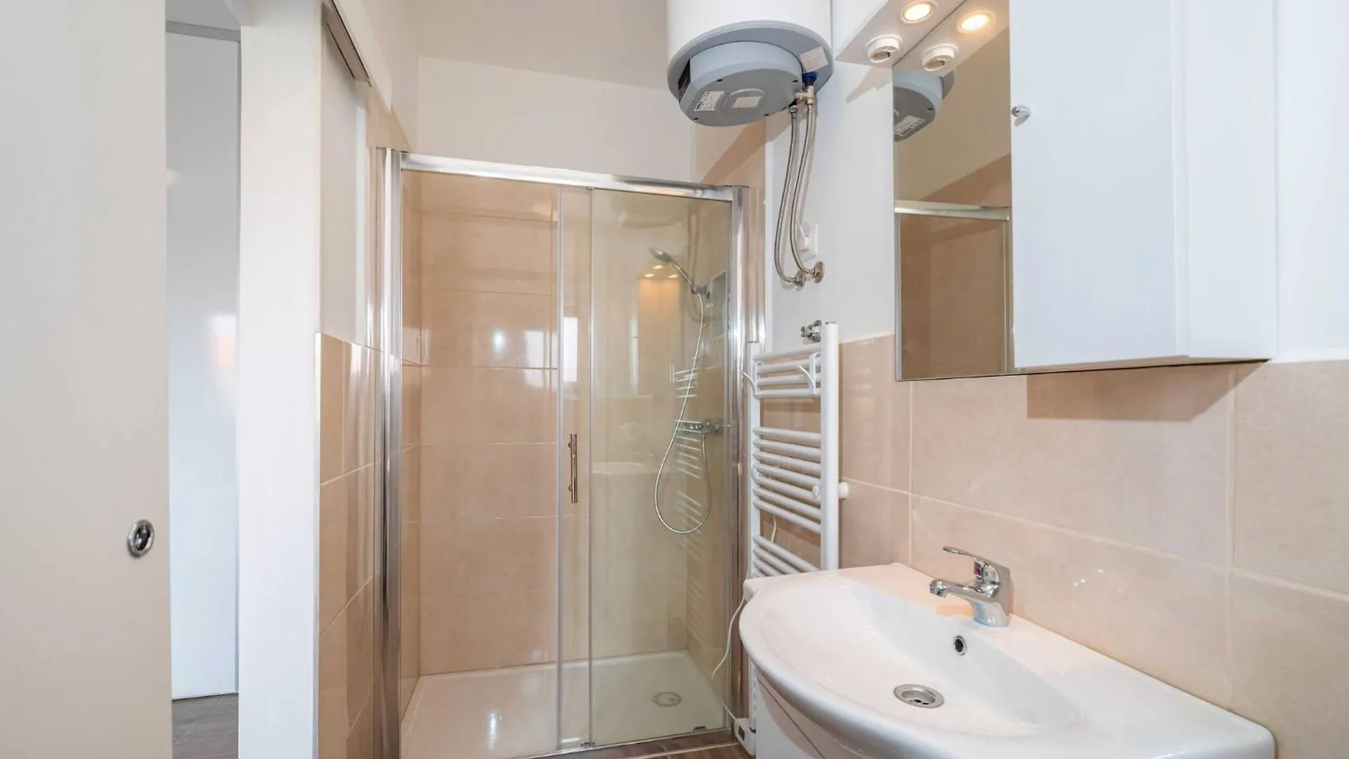 My Dalmatia - Apartment Blagdan One With Private Parking Zadar